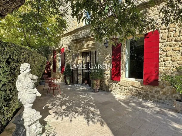 A vendre - Ancien presbytère du XVIII? siècle - A Miramas-le-Vi 