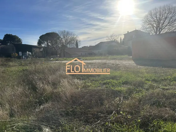 Terrain 409 m² 