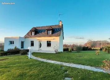Vente maison individuelle de 160 m² avec grand exterieur 
