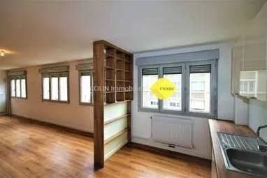 Appartement 4 pièces 94 m² 