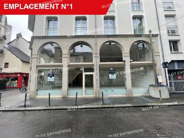 Local commercial 187 m² 