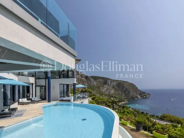 EZE-BORD-DE-MER - Superbe villa contemporaine avec vue mer panor 