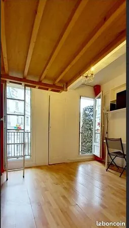 Studio 1 pièce 22 m² 