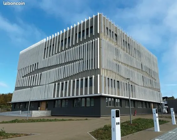Local 203 m² 