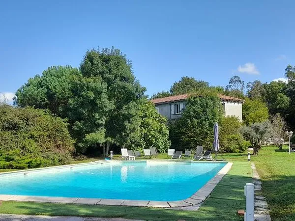 Maison 5 pièces 178 m² 