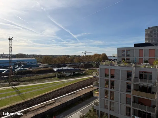 4 pièces traversant - 5ème - terrasse - stationnement 2019 