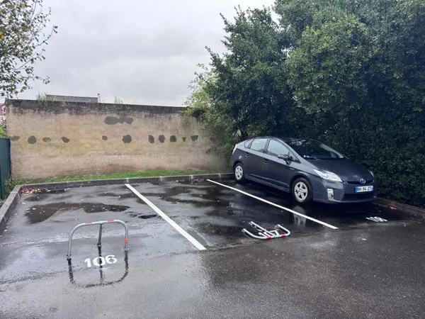 Parking 12 m² 