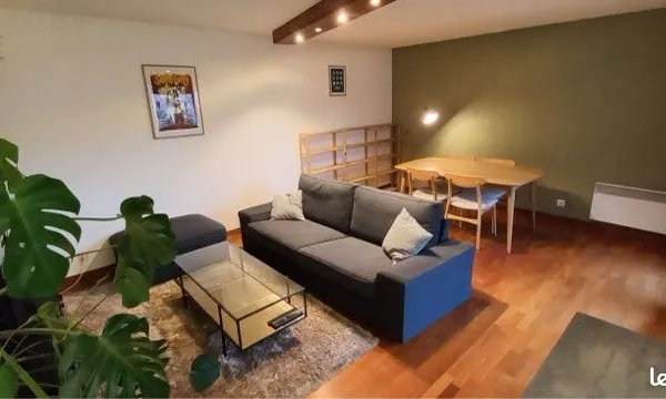 Appartement T2 meublé - 49m2 avec parking + balcon 