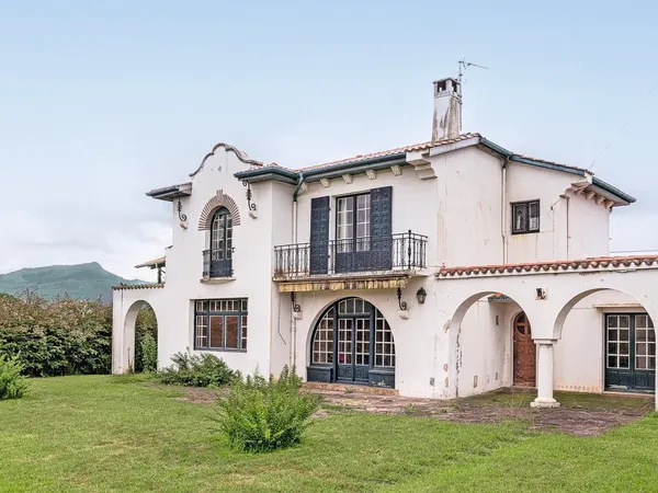 VILLA À RÉNOVER 
