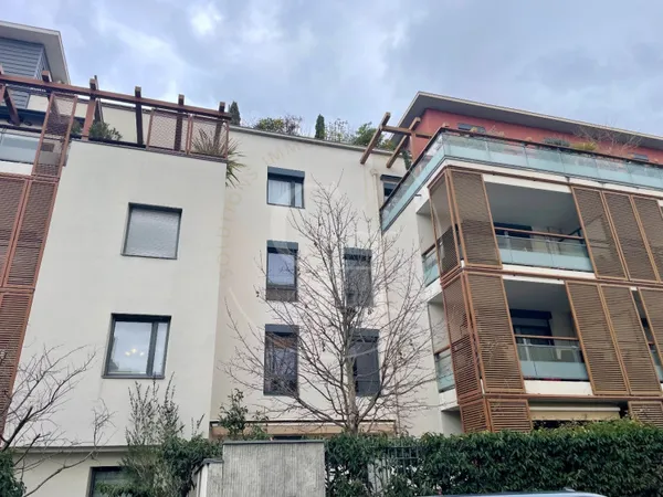 Appartement 4 pièces 97 m² 