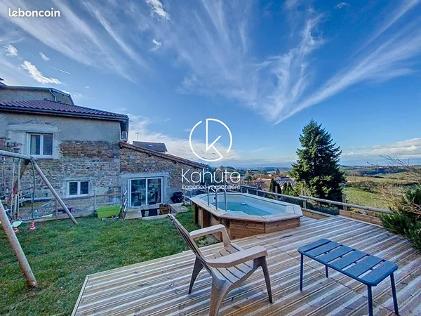 Maison 5 pièces 143 m² 