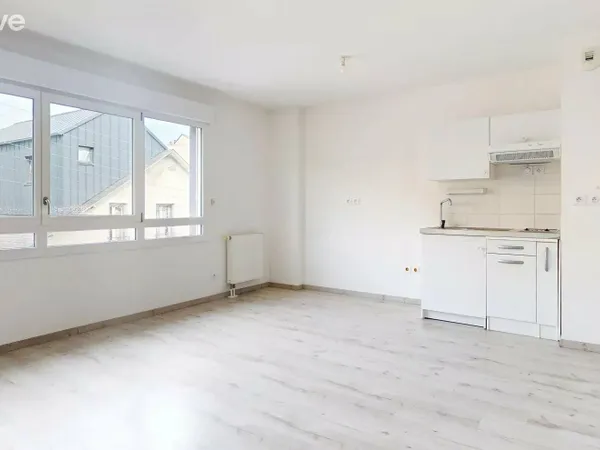 2-pièces lumineux 46 m² - parking, calme et transports à pied 