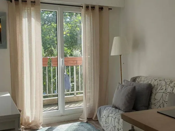 Appartement 1 pièce 14 m² 