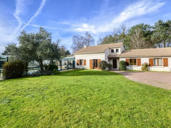 En exclusivité, maison BASSE GOULAINE. Rare sur le secteur 