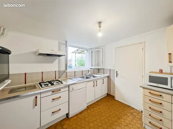Maison 6 pièces 96 m² 