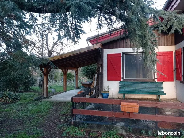 Maison à vendre avec dépendance 
