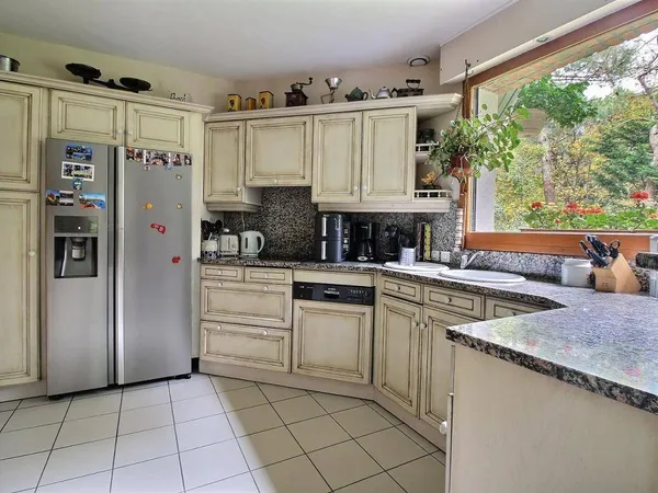 Maison 6 pièces 190 m² 