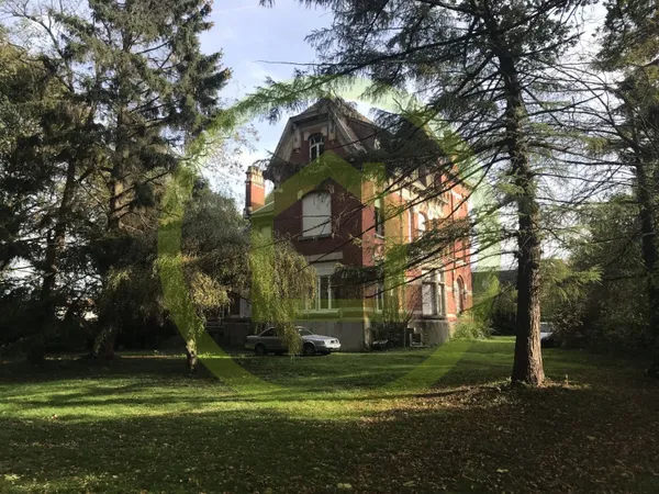 Maison de caractère 12 pièces 411 m² 