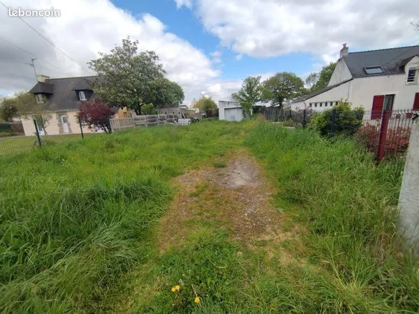Terrain constructible 285m2 