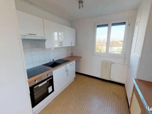 Appartement 4 pièces 81 m² 