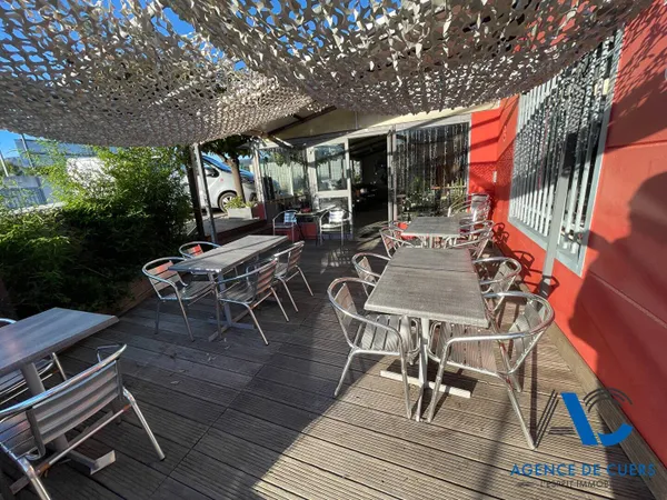 Fonds de commerce 100 m² 