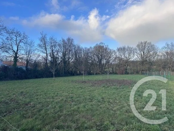 Terrain 1739 m² 