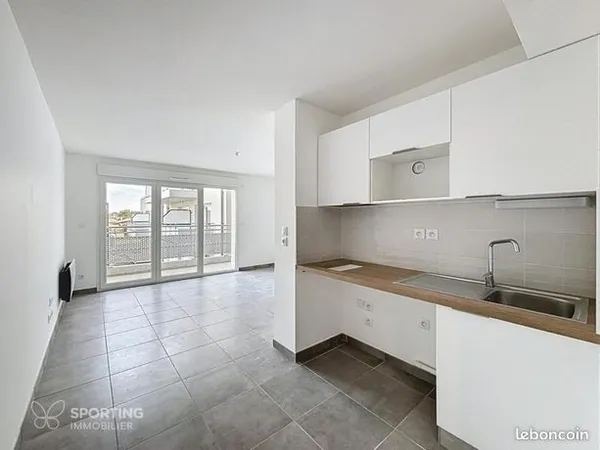 Appartement 1 pièce 28 m² 