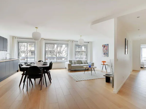 Appartement 3 pièces 84 m² 