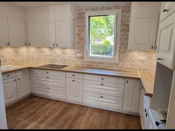 Magnifique Duplex T5 Rénové (99m²) avec Terrasse, Jardin & Garage Double - Angers (Lac de Maine) 