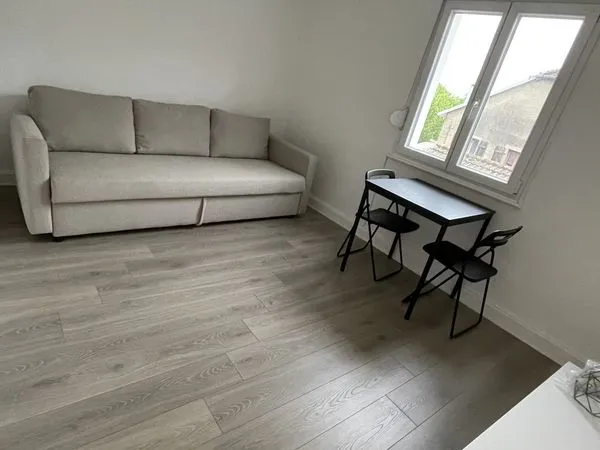 Appartement 1 pièce 19 m² 