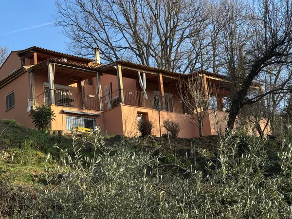 Maison 4 pièces 144 m² 