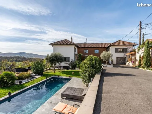 Maison 7 pièces 200 m² 