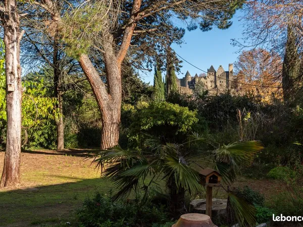 Maison 11 pièces 220 m² 