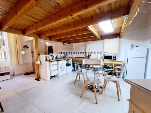 Appartement de 4 pièces principales 