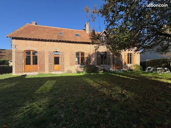 Propriété 7 pièces 160 m² 