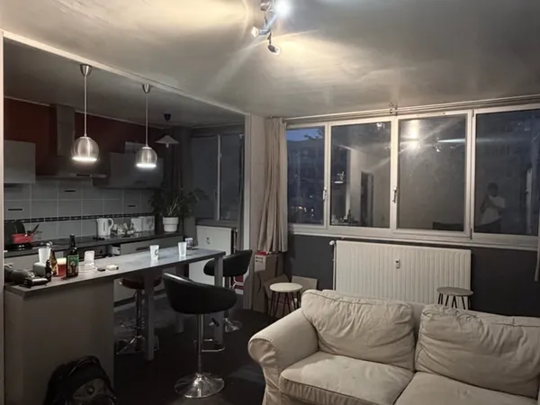 Propose chambre dans appartement en colocation 