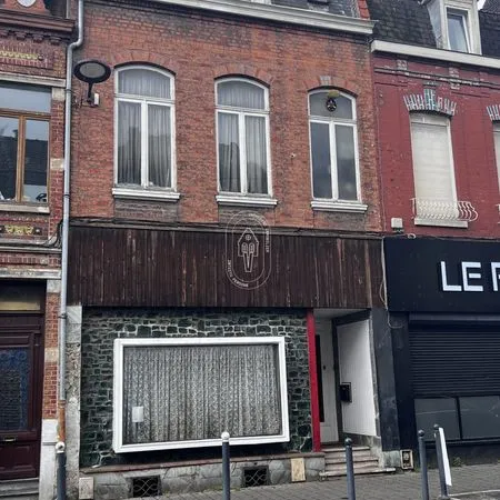 Maison 8 pièces 218 m² 