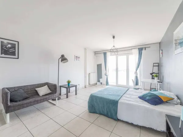 Appartement 1 pièce 15 m² 
