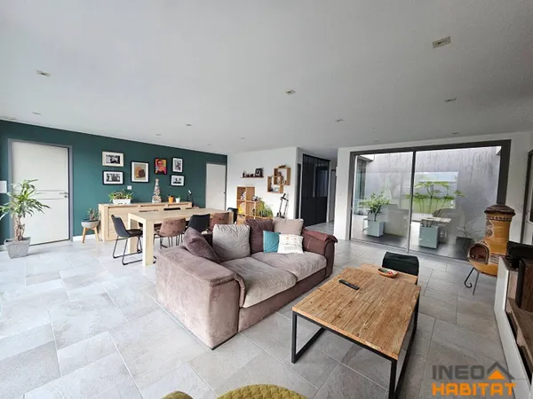 Maison de plain-pied 6 pièces 140 m² 