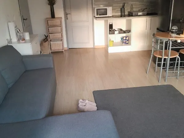 Colocation séparée ( réel vous avez 1 studio) 