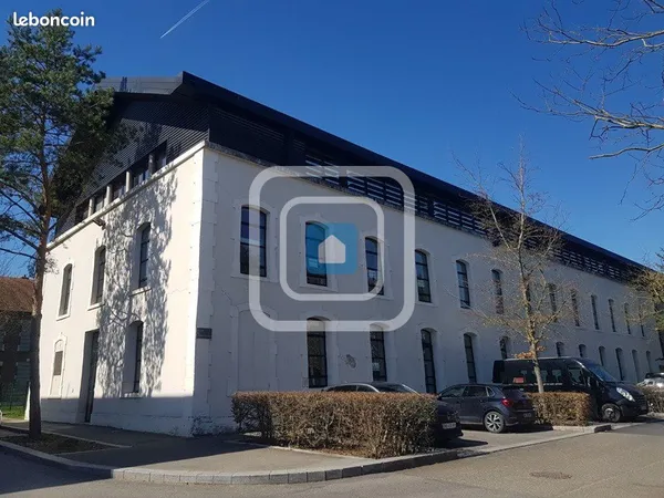 Bureaux 60 m² 