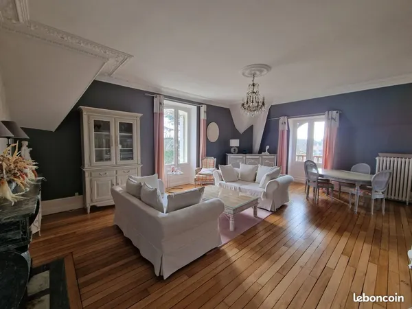 Magnifique Appartement en Duplex 3 chambres à Sens 5 minutes de la gare de Sens 