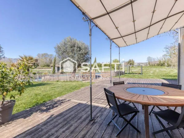 Demeure 7 pièces 330 m² 