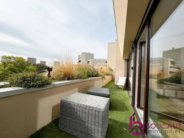 Duplex 7 pièces 141 m² 
