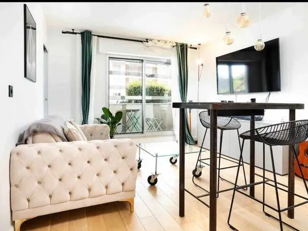 Appartement 1 pièce 40 m² 