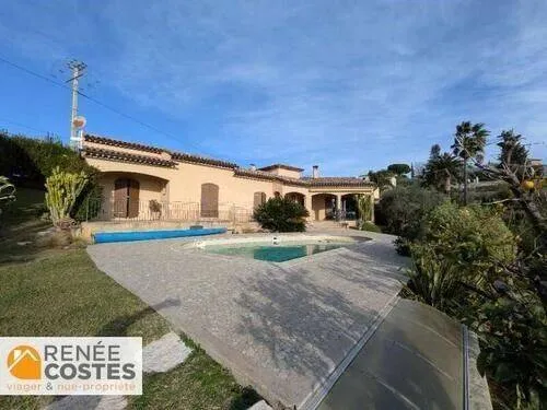 Maison 4 pièces 200 m² 