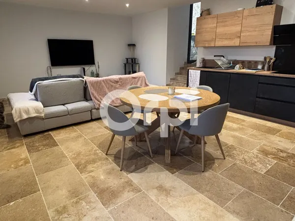 Appartement 4 pièces 79 m² 
