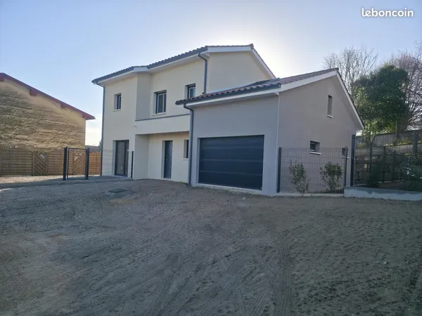 Maison 5 pièces 140 m² 