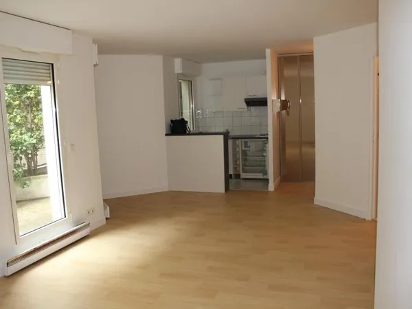 Studio 1 pièce 35 m² 
