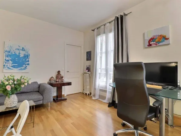 Appartement 1 pièce 50 m² 